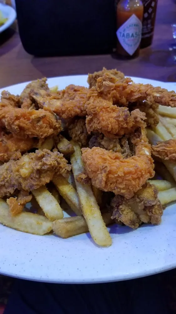 Fried Shrimp and Fried Oysters with French Fries